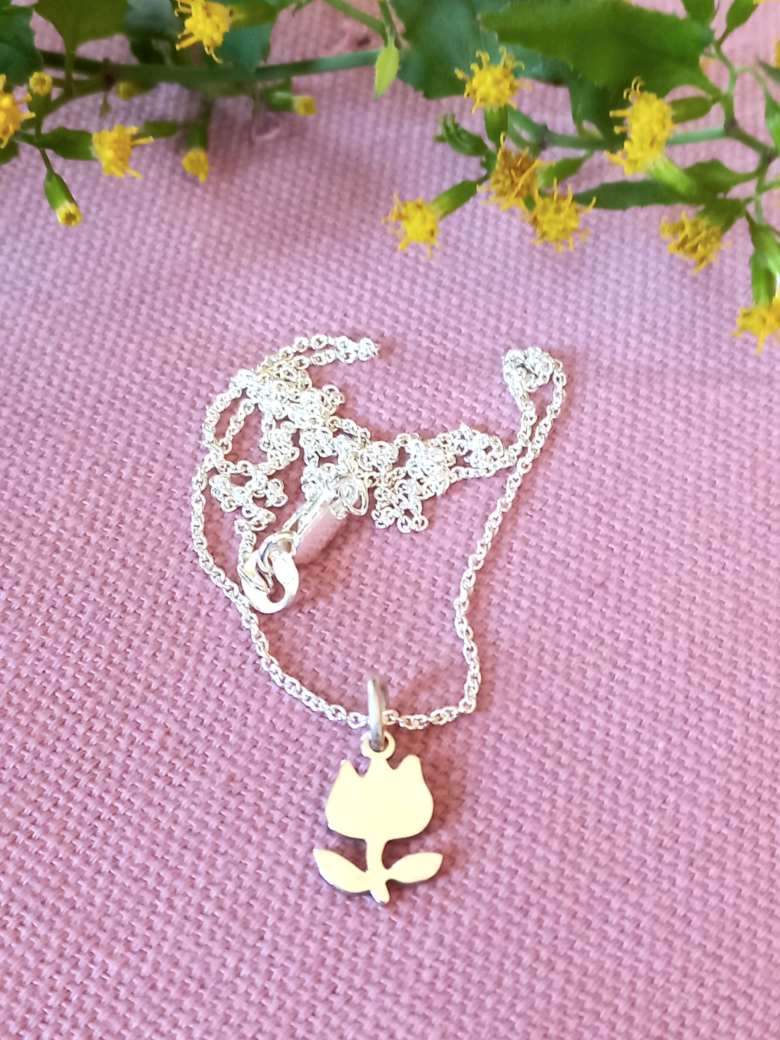 Tulip cutout pendant