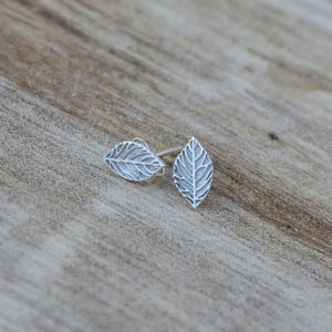 Engraved leaf studs