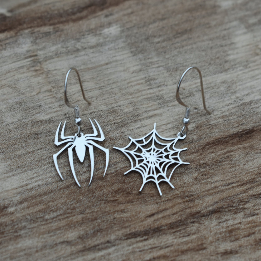Spider & web hook earrings