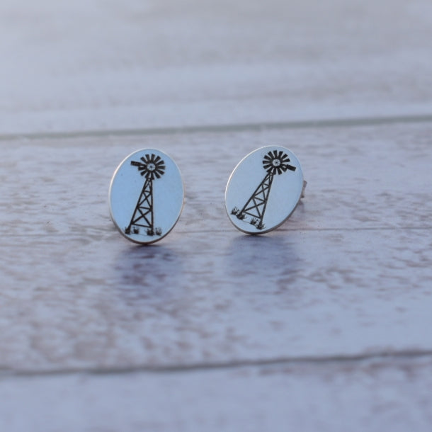 Wind mill engraved studs