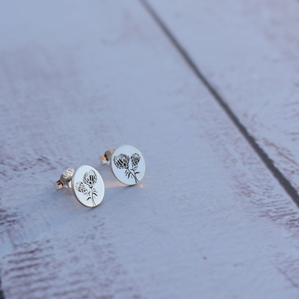 King Protea engraved studs
