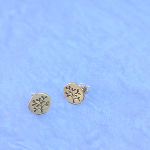 Tree engraved disc studs