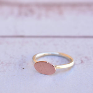 Oval stacking ring