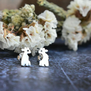 Giraffe studs