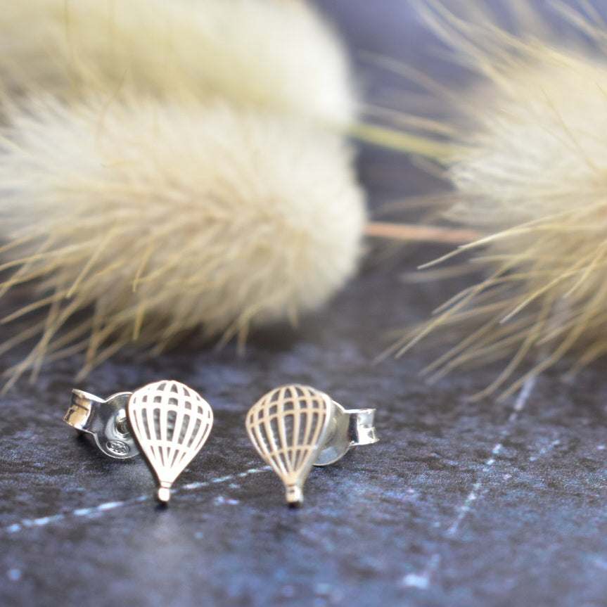 Hot air balloon studs