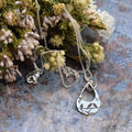 Three birds teardrop pendant