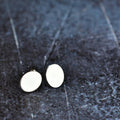 Oval disc studs