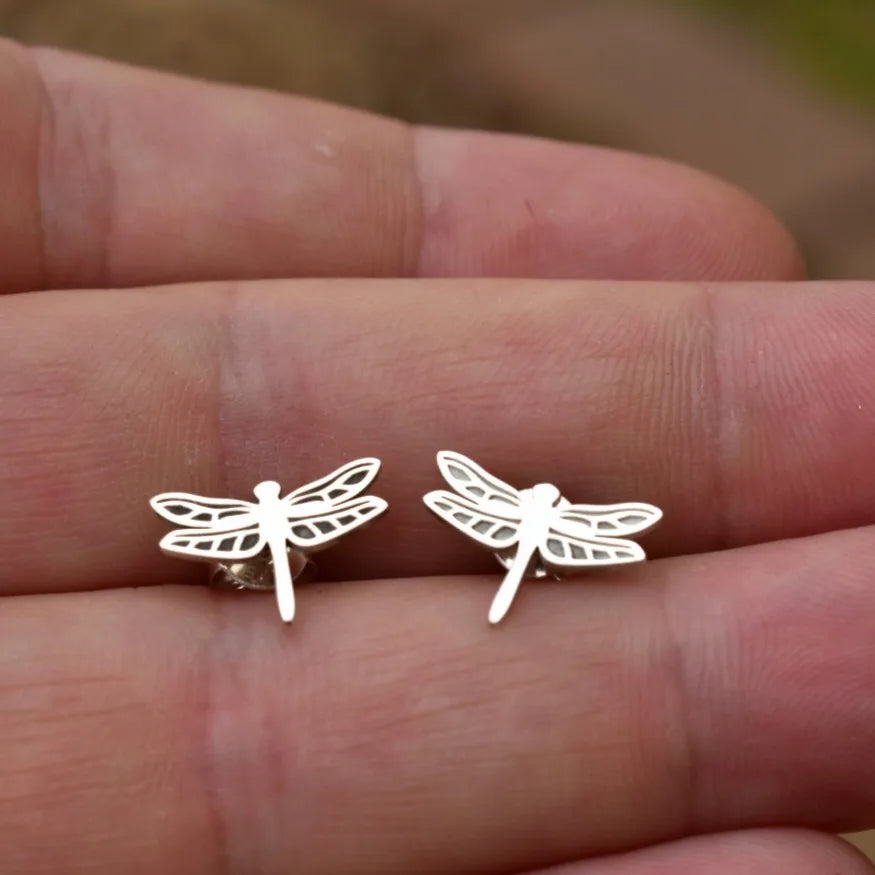Dragonfly studs